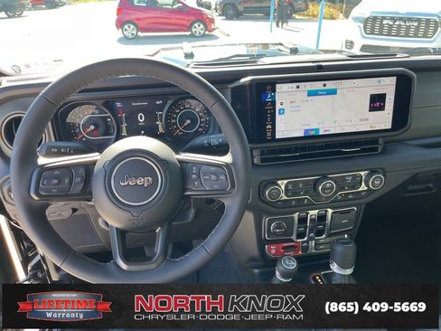 New 2025 Jeep Gladiator Mojave image 8