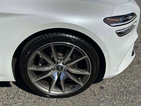 Used 2023 Genesis G70 2.0T image 10