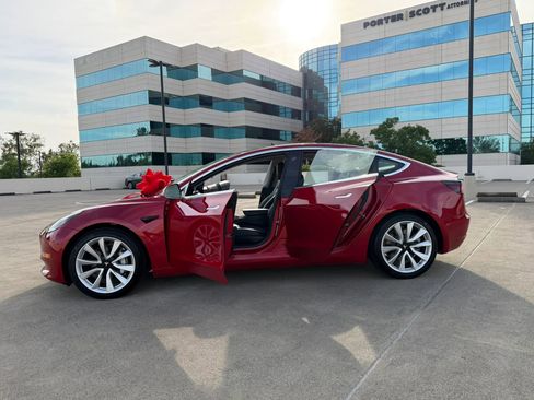 Used 2020 Tesla Model 3 Standard Range Plus RWD image 41
