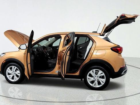 Used 2024 Buick Encore GX Preferred FWD image 10