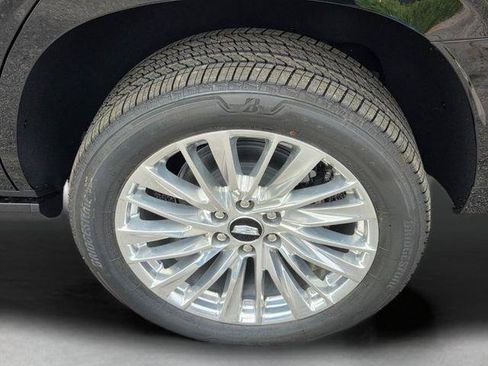New 2026 Cadillac Escalade Luxury AWD/4WD image 12