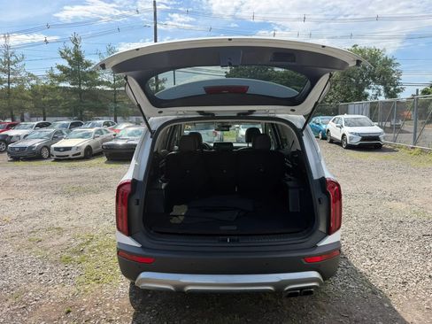 Used 2020 Kia Telluride S w/ S 8 Passenger Seating Package AWD/4WD image 30