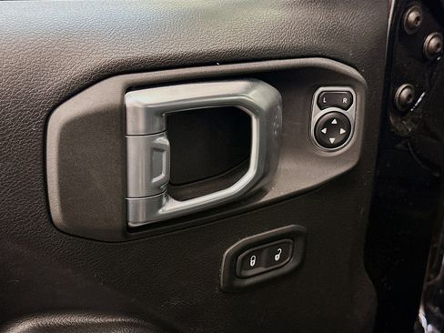 Used 2024 Jeep Wrangler Sport S w/ Convenience Group image 15