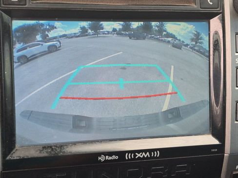 Used 2016 Toyota Tundra SR5 w/ SR5 Upgrade Package RWD image 17