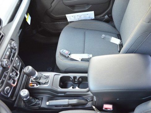 New 2026 Jeep Gladiator Sport image 23