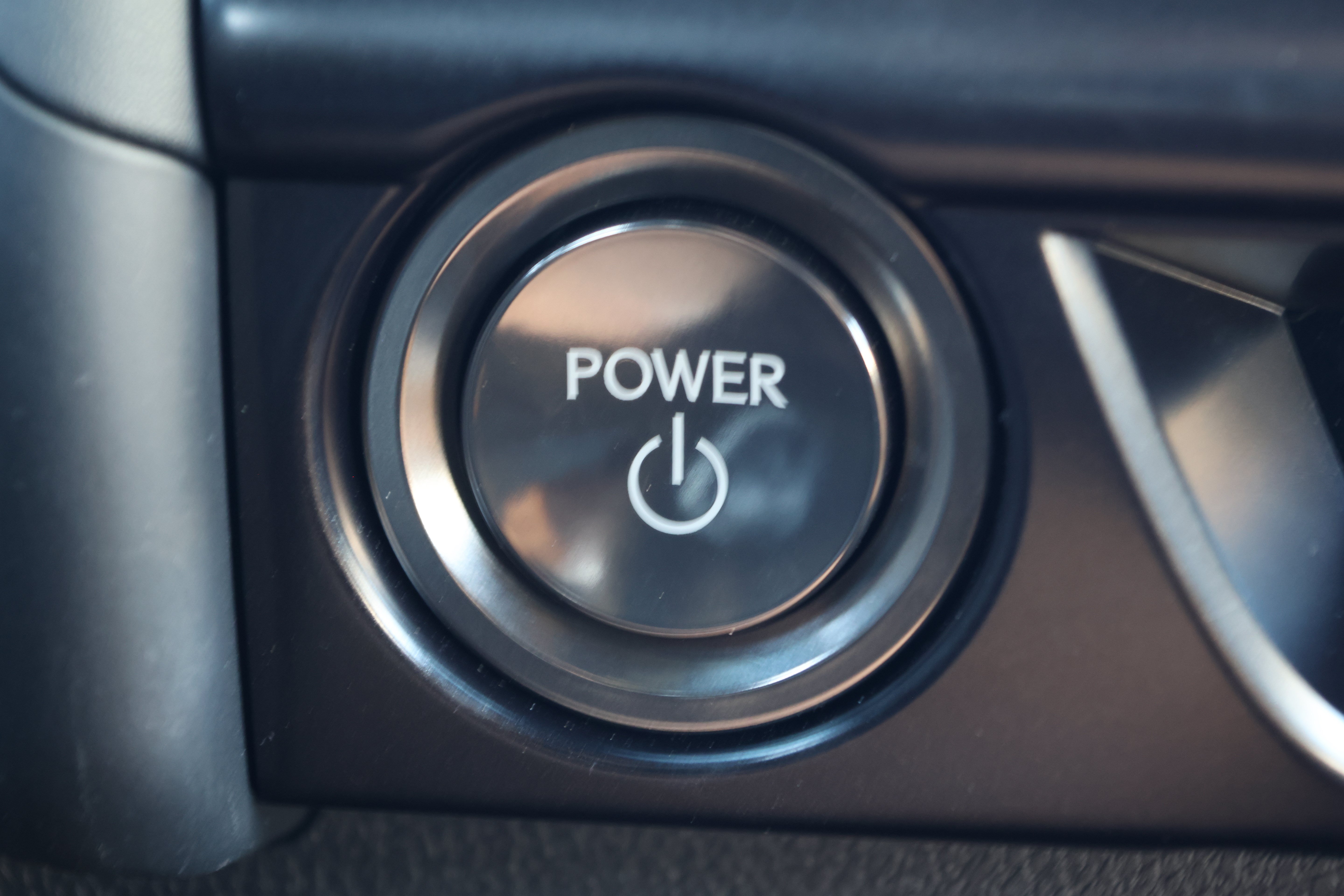 Used 2025 Lexus UX 300h FWD w/ Accessory Package (Z1) image 17