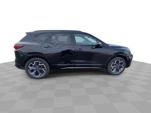 Used 2022 Chevrolet Blazer RS w/ Enhanced Convenience Package image 3