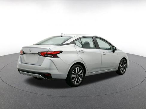 Used 2025 Nissan Versa SV FWD image 9