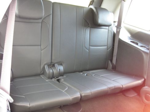 Used 2016 Chevrolet Tahoe LT RWD image 39
