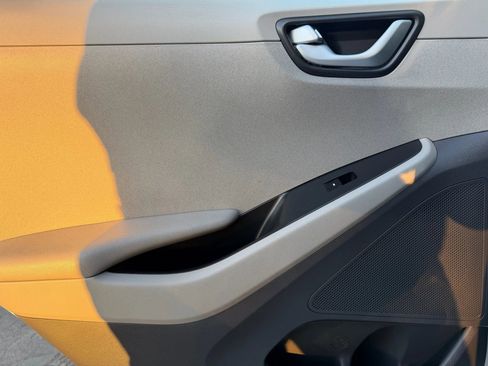 Used 2017 Hyundai Ioniq SEL image 11