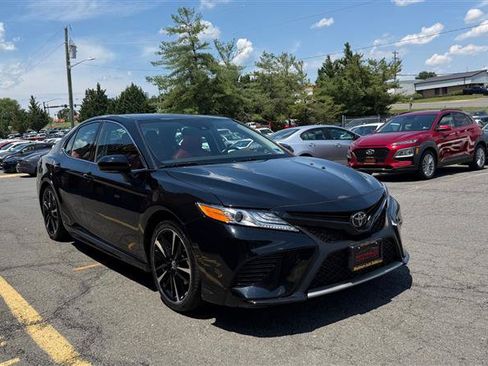 Used 2019 Toyota Camry XSE w/ Carpet Mat Package FWD image 3