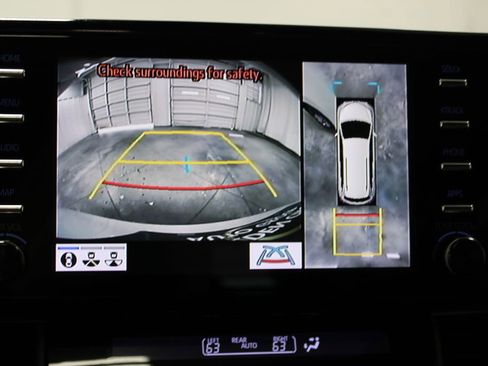 Used 2021 Toyota Sienna Platinum AWD/4WD image 61