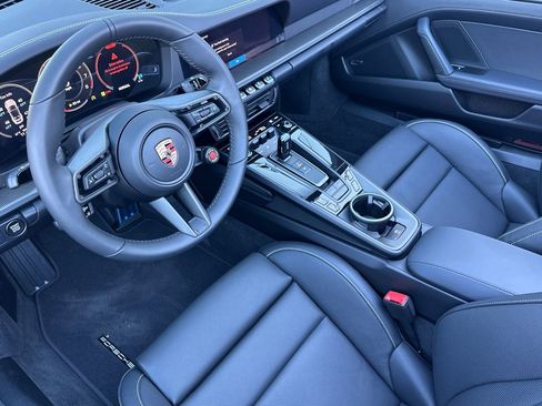 New 2026 Porsche 911 Carrera image 4