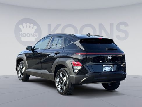 Certified 2025 Hyundai Kona SEL image 4