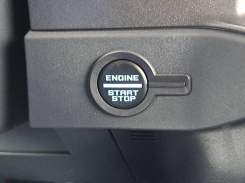 Certified 2025 Ford Bronco Badlands AWD/4WD image 21