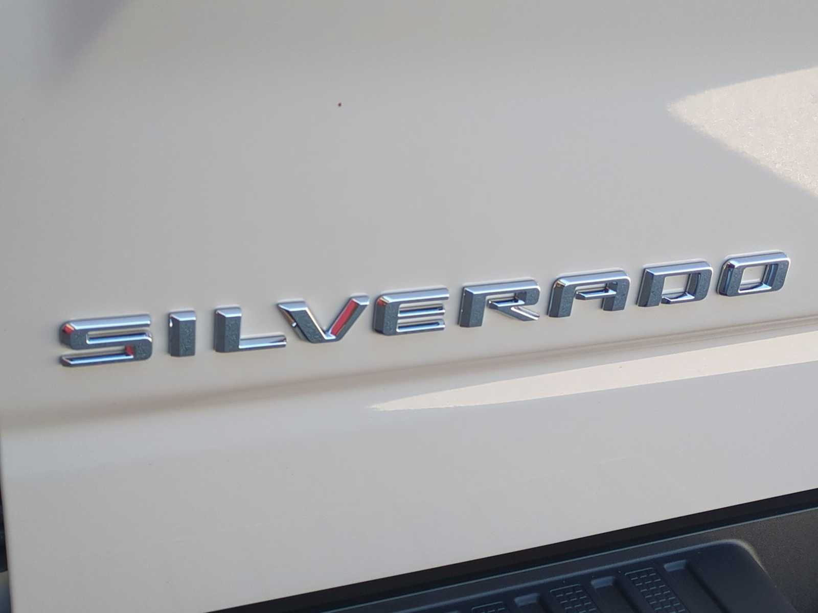 New 2026 Chevrolet Silverado 1500 RST w/ Z71 Off-Road Package AWD/4WD image 9
