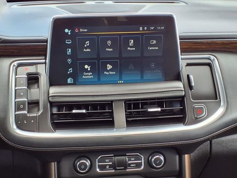 Used 2024 Chevrolet Tahoe High Country w/ Premium Package image 12