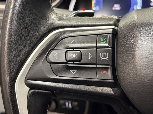 Used 2021 Jeep Grand Cherokee L Laredo w/ Luxury Tech Group I image 23