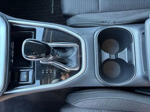 Certified 2025 Subaru Outback Premium image 19