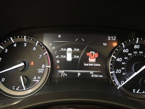 Certified 2021 Toyota Highlander Platinum image 11