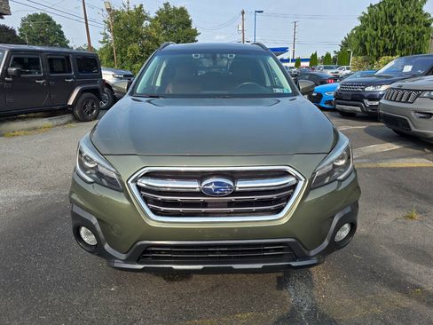 Used 2018 Subaru Outback 3.6R Touring AWD/4WD image 8
