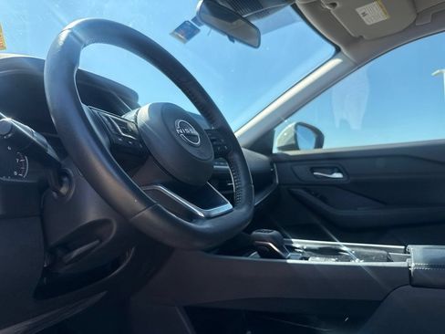 Used 2023 Nissan Rogue SV w/ SV Premium B Package FWD image 36