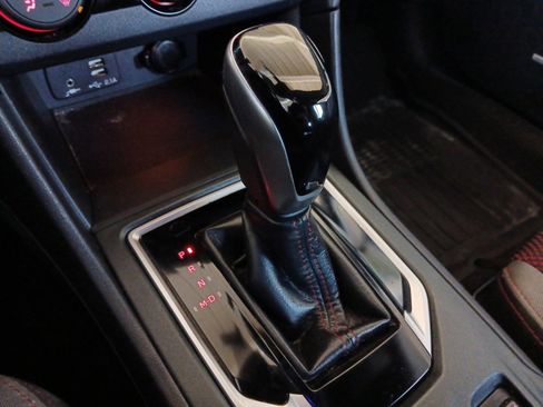 Used 2020 Subaru Impreza 2.0i Sport image 17