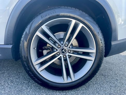 Used 2021 Mercedes-Benz GLE 350 4MATIC image 10