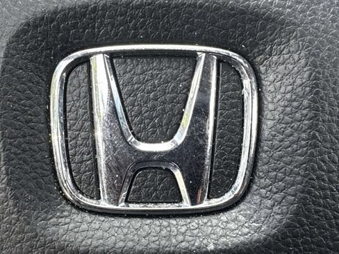 Used 2018 Honda Accord Touring image 20