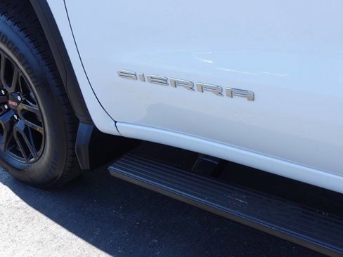 Used 2023 GMC Sierra 1500 Pro image 12