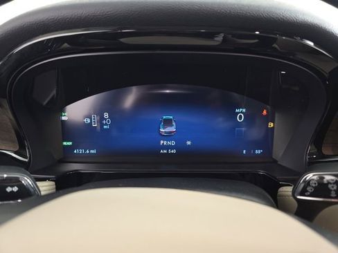 Used 2025 Lincoln Corsair Grand Touring w/ Equipment Group 301A image 11