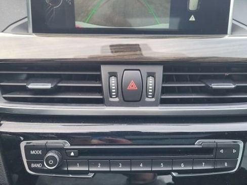 Used 2016 BMW X1 xDrive28i image 4