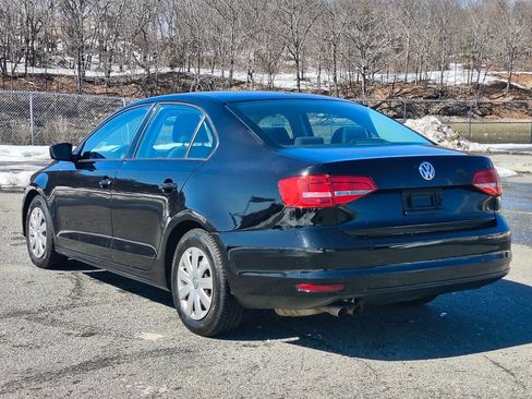 Used 2015 Volkswagen Jetta S image 5