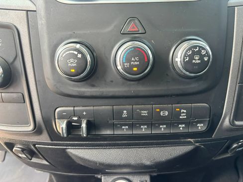 Used 2017 RAM 2500 Tradesman w/ Chrome Appearance Group AWD/4WD image 25