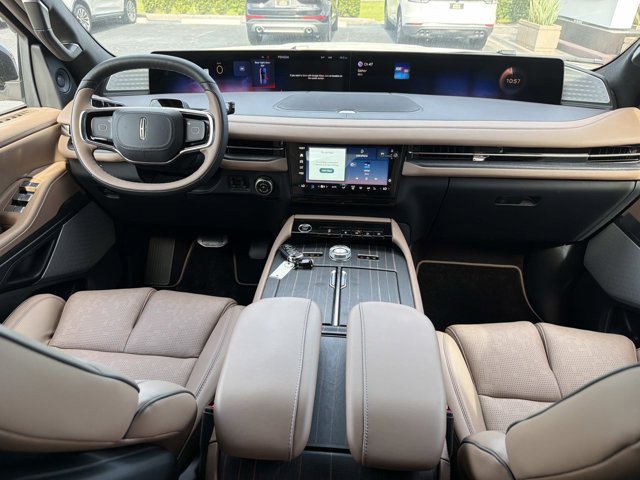 New 2027 Lincoln Navigator Black Label AWD/4WD image 22