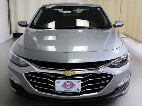 Used 2024 Chevrolet Malibu LT FWD image 17