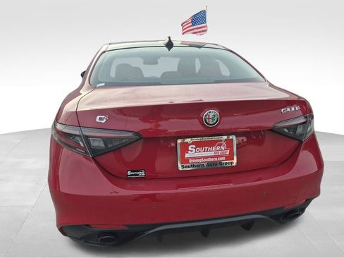 New 2025 Alfa Romeo Giulia AWD w/ Driving Assist Package image 5
