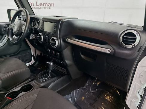 Used 2015 Jeep Wrangler Unlimited Sahara w/ Trailer Tow Group image 25