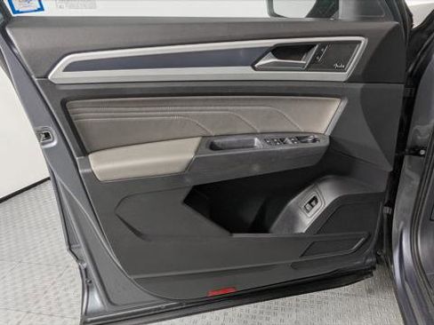 Used 2021 Volkswagen Atlas Cross Sport SEL Premium w/ Cross Sport MDO Package image 10