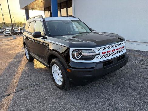 Certified 2025 Ford Bronco Sport Heritage AWD/4WD image 4