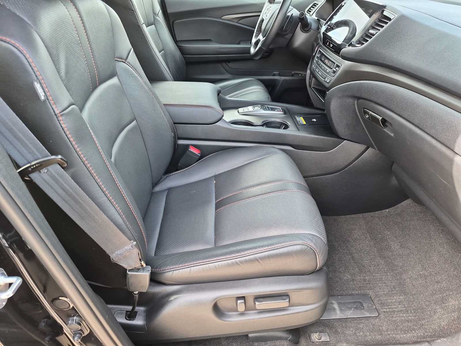 Certified 2024 Honda Passport TrailSport image 22