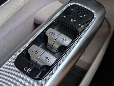 New 2026 Mercedes-Benz GLC 300 4MATIC image 28