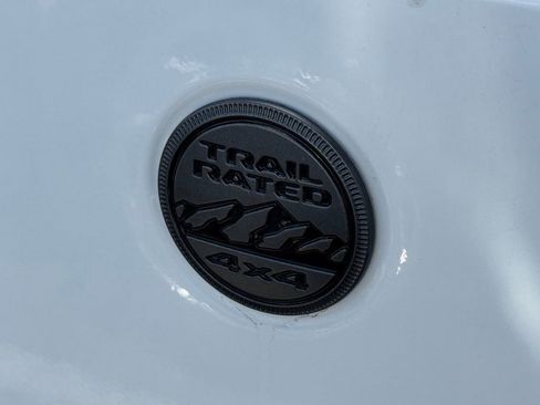 Used 2023 Jeep Wrangler Unlimited Sport AWD/4WD image 5