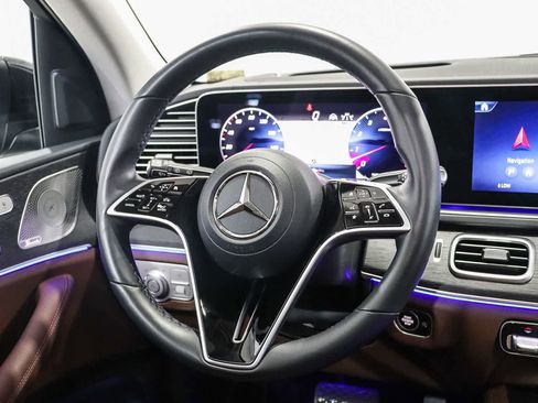 Certified 2026 Mercedes-Benz GLS 450 4MATIC image 16