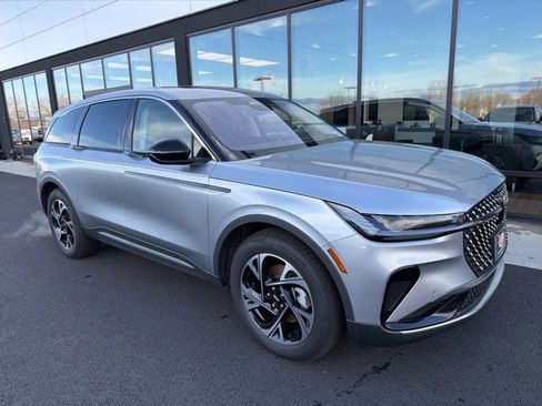 New 2025 Lincoln Nautilus Premier w/ Equipment Group 102A image 1