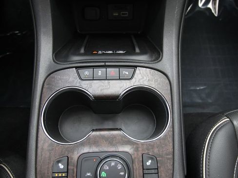 Used 2023 GMC Acadia Denali w/ Denali Ultimate Package AWD/4WD image 28