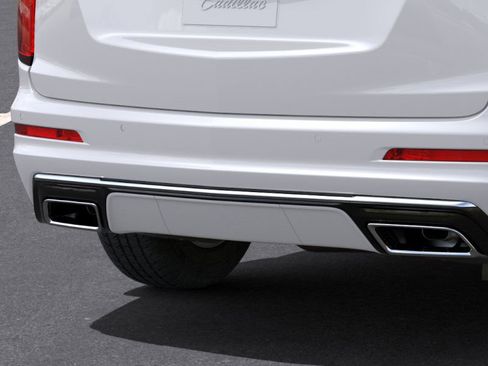 New 2025 Cadillac XT6 Luxury FWD image 14
