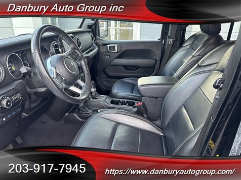 Used 2021 Jeep Wrangler Unlimited Sahara w/ Cold Weather Group image 10