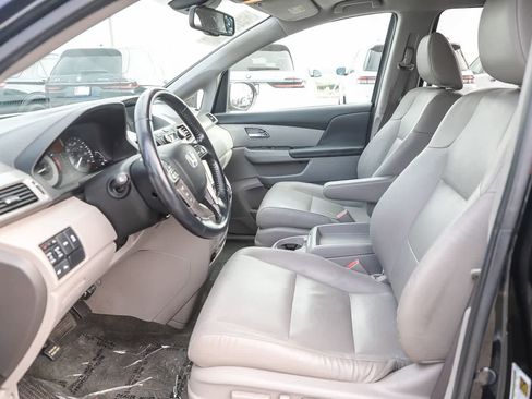 Used 2016 Honda Odyssey Touring image 19