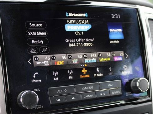 Used 2021 Nissan Titan SV w/ SV Convenience Package AWD/4WD image 28